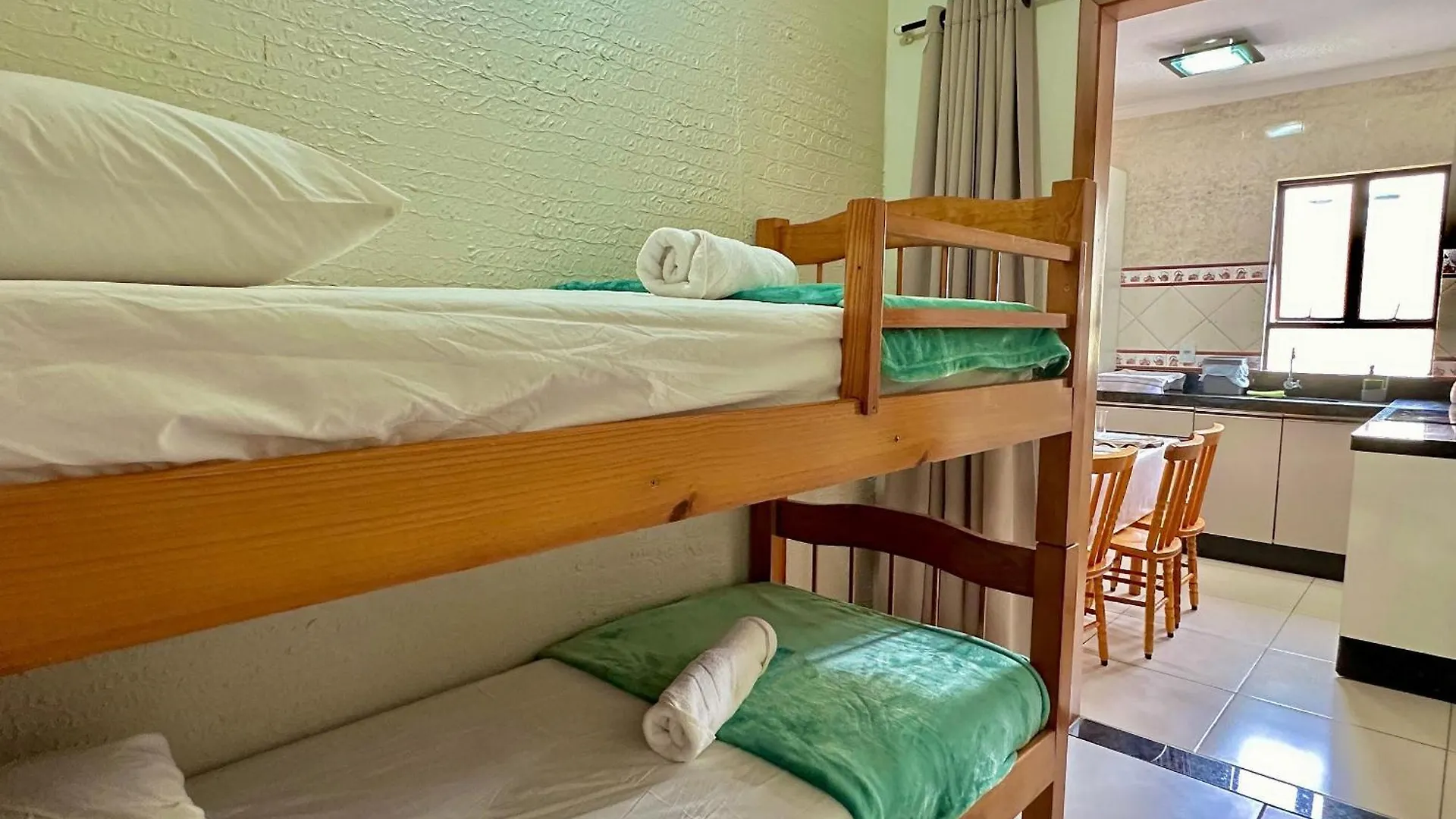 Residencial Falcão - APARTAMENTO COM HIDROMASSAGEM Bombinhas